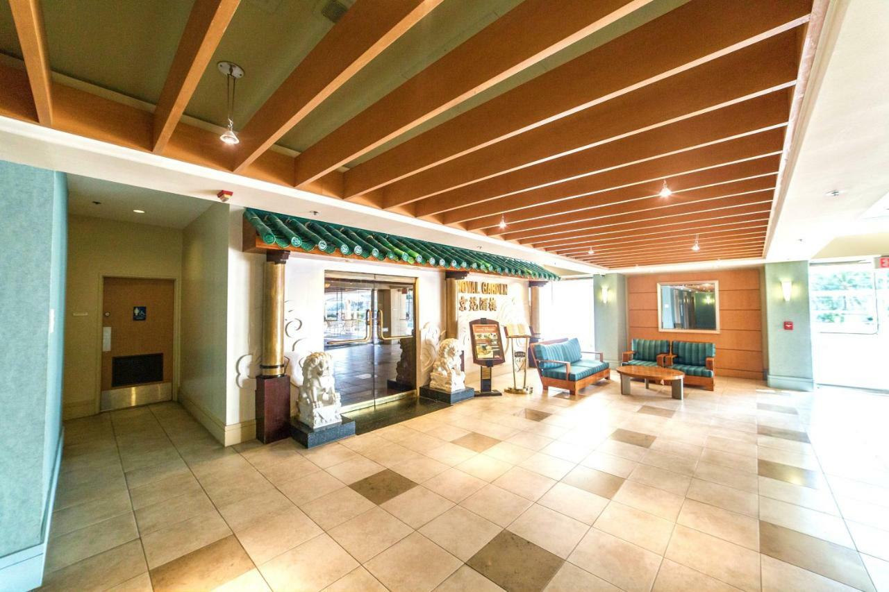 Studio At Ala Moana With Ocean Views Apartment Honolulu Bagian luar foto